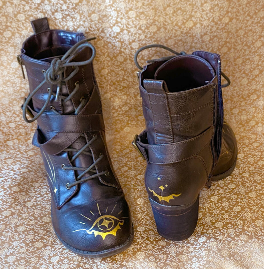 Peekaboo Eye Booties - Back side